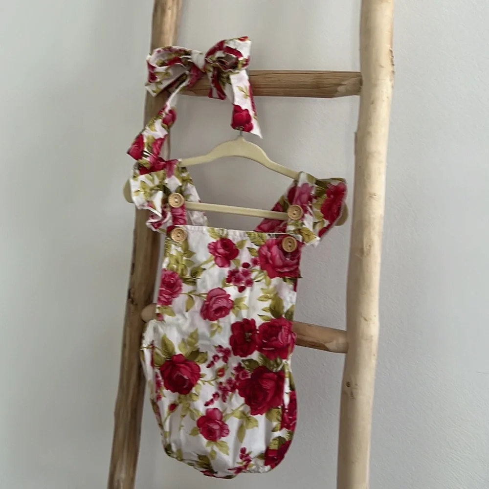 Floral Baby Playsuit Romper & Hairbow🌹size 3 months